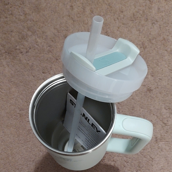 Stanley Quencher H2.0 Tumbler - Mint - Picture 4 of 5